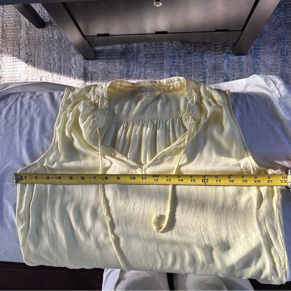 Cloth & Stone Yellow Sleeveless Drawstring Blouse Size L - Picture 9 of 10